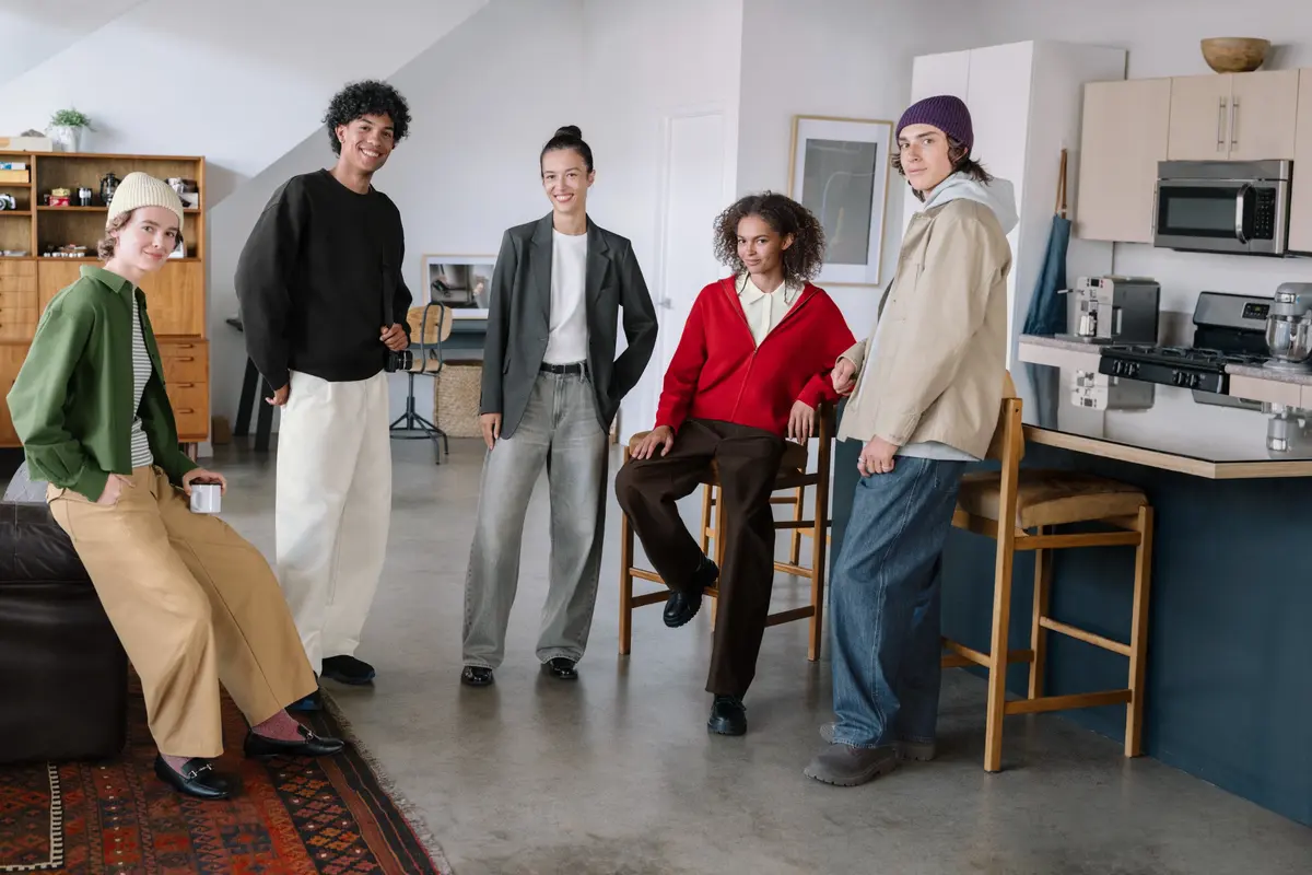 Barrel Pants UNIQLO, Rahasia Gaya Effortlessly Chic untuk Berbagai Aktivitas