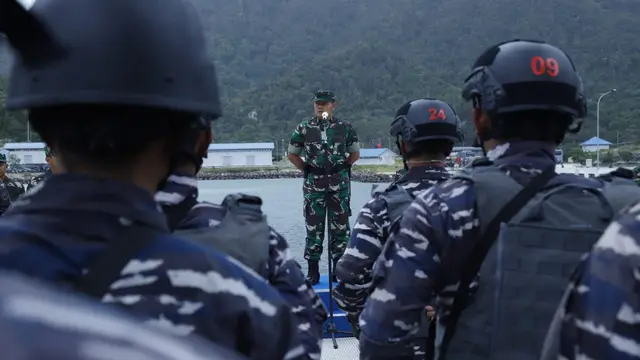 Gagah dan sangarnya pasukan TNI gelar apel siap amankan Laut Natuna dari kapal China.