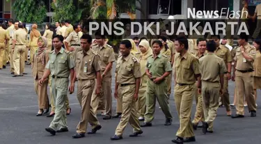 Gubernur DKI Jakarta Basuki Tjahaja Purnama atau Ahok boleh saja disebut galak oleh anak buahnya, yakni para Pegawai Negeri Sipil (PNS) DKI Jakarta. Namun di balik kegalakannya, Ahok ternyata memanjakan PNS DKI Jakarta