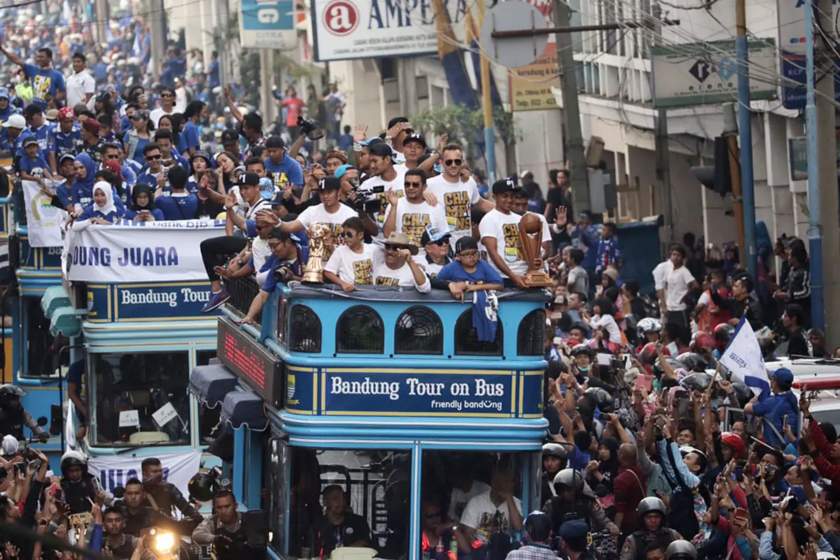 Sepak Bola Indonesia, Hanya Separuh Nafas 