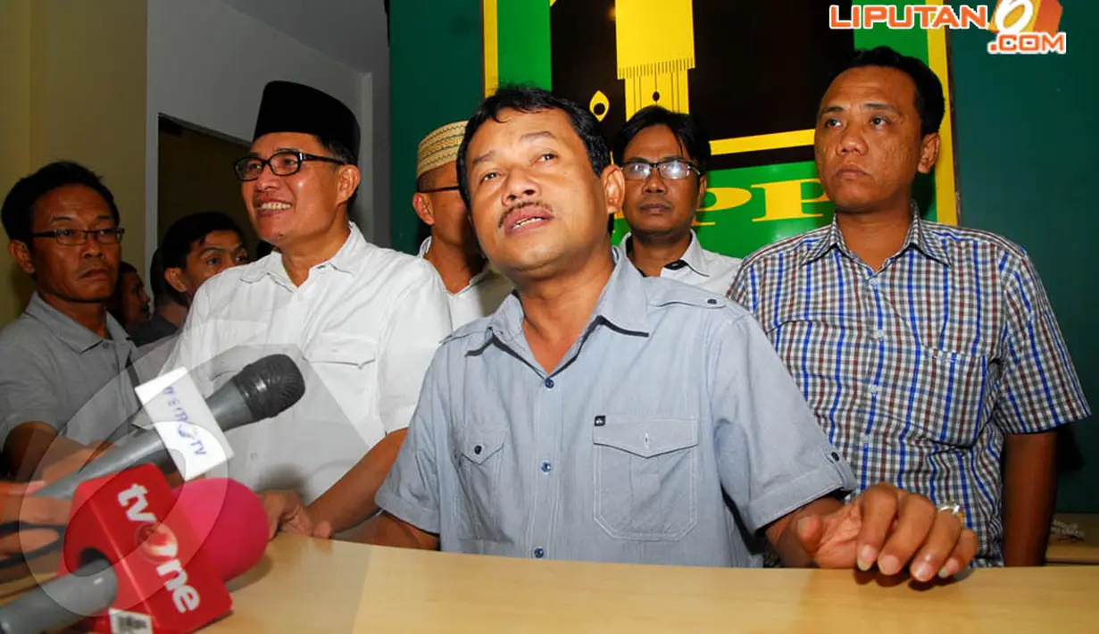 Rachmat Yasin beserta 26 DPW PPP lainnya menghendaki sanksi dan mosi tidak percaya kepada ketua umum partainya, Suryadharma Ali (Liputan6.com/Miftahul Hayat)