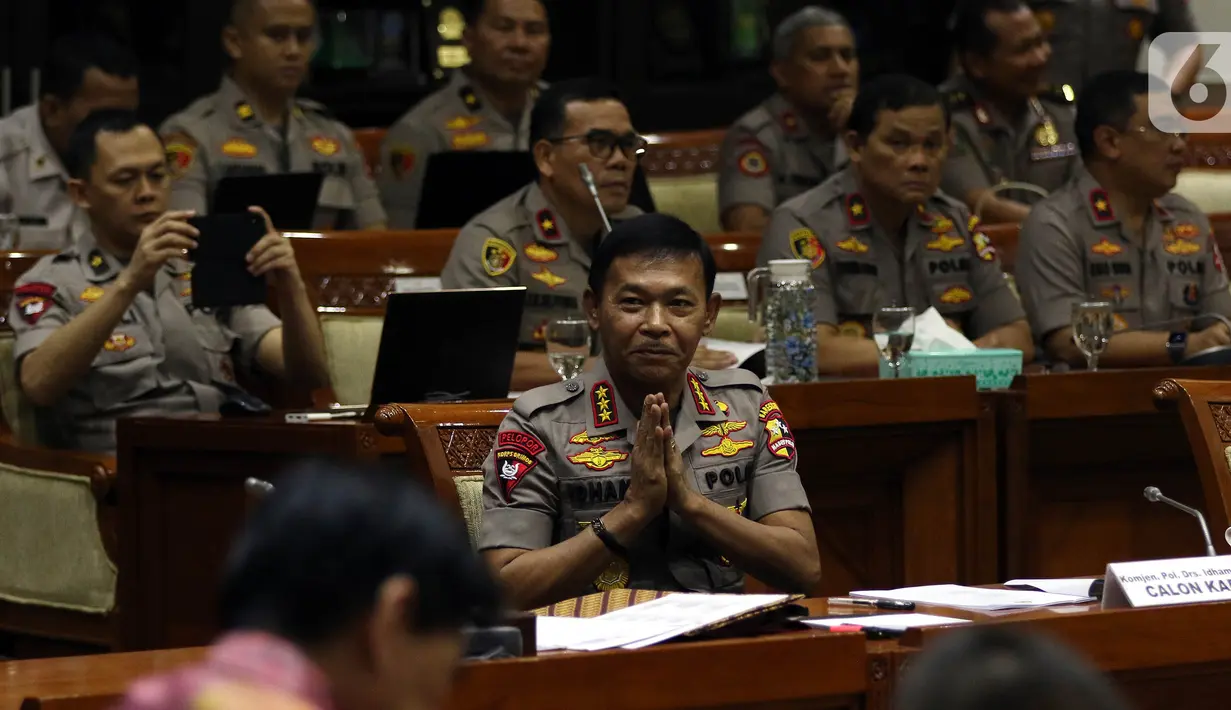 Kabareskrim Komjen Idham Azis menjalani Uji Kepatutan dan Kelayakan di Komisi III DPR, Kompleks Parlemen, Senayan, Jakarta, Rabu (30/10/2019). Idham Azis merupakan calon tunggal Kapolri yang ajukan Presiden Jokowi menggantikan Kapolri sebelumnya Tito Karnavian. (Liputan6.com/Johan Tallo)