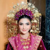 Ashanty kembali mencuri perhatian publik lewat balutan busana adat yang sarat makna [@ashanty_ash]