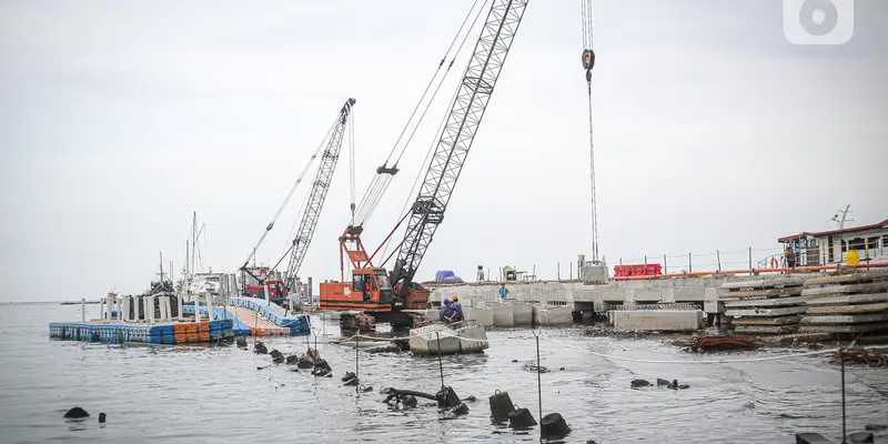 Melihat Progres Pembangunan Pelabuhan Dermaga Kali Adem