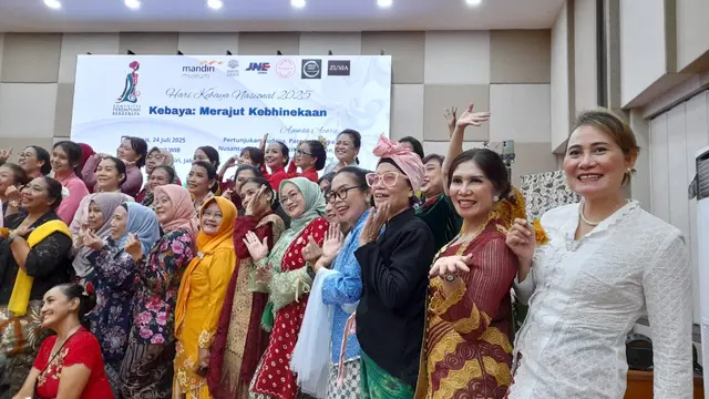 Ternyata Pakai Kebaya Tanpa Wastra Tak Bisa Disebut Berkebaya Menurut Isi Dossier ke UNESCO