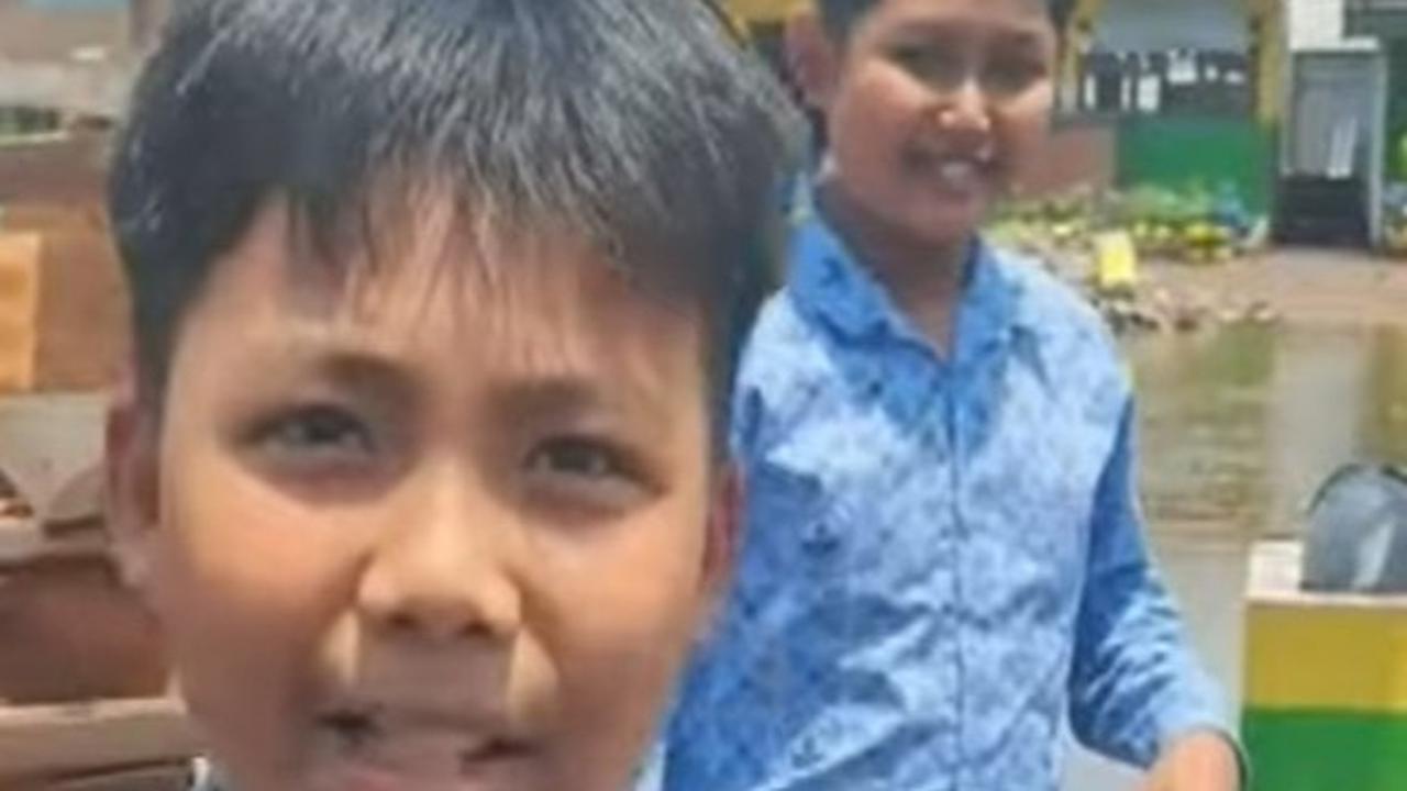 Banjir rob rendam sekolah di Demak