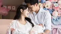 Nanda Arsyinta Foto Keluarga Lengkap Usai Lahiran, Resmi Jadi Ibu Tiga Anak