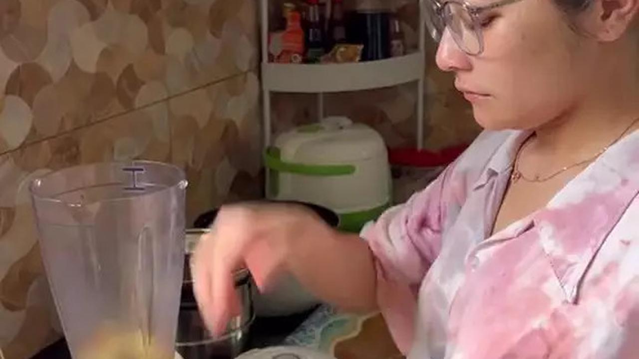 5 Potret Dapur Kotor Prilly Latuconsina, Blender Hingga Ada Wajan Pantat Gosong Kayak di Rumah Kita-kita