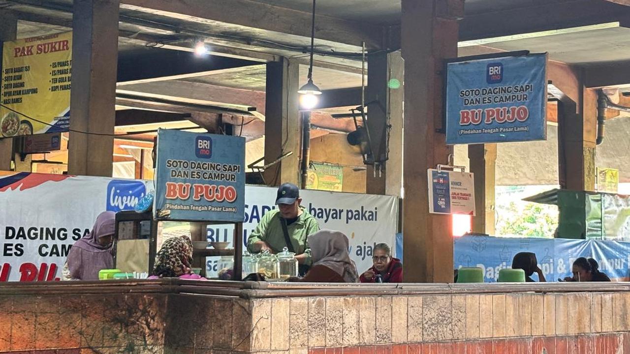 Lezatnya Soto Daging Sapi Bu Pujo, Kuliner Legendaris Sejak 1990-an yang Makin Digemari Berkat Sentuhan  Digital
