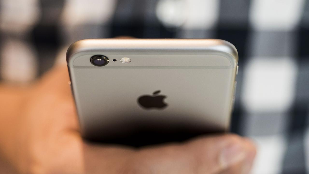 iPhone 6s dan iPhone 6s Plus Laku Keras