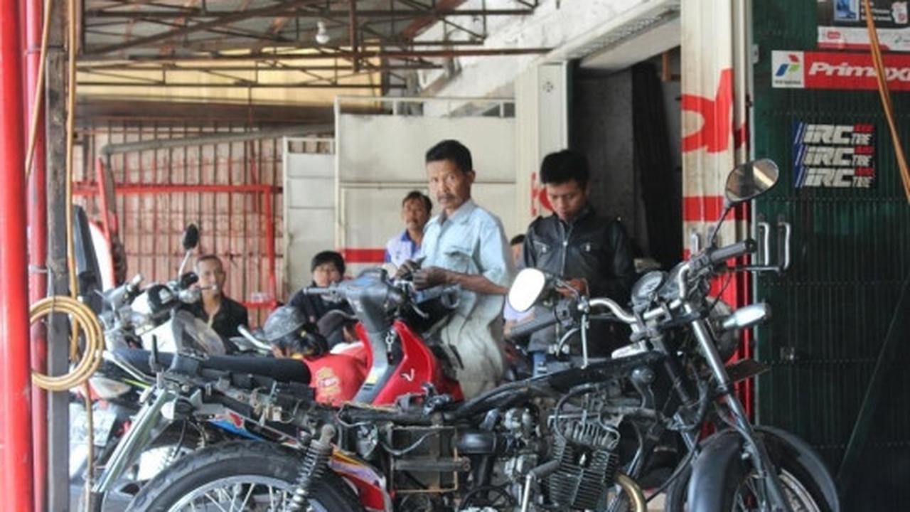 Servis naik, bengkel motor di Malang laris manis menjelang Lebaran
