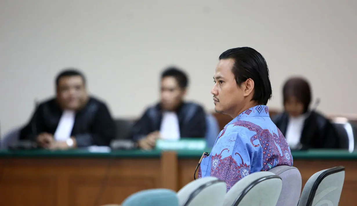 Alasannya hakin menolak karena telah menyentuh pokok perkara dan mesti dibuktikan lebih lanjut dalam proses persidangan, Jakarta, (22/10/14). (Liputan6.com/Miftahul Hayat)