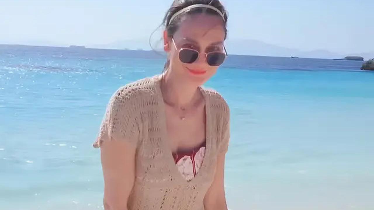 7 Outfit Liburan di Pantai Ala Luna Maya, Stylish dan Terlihat Elegan