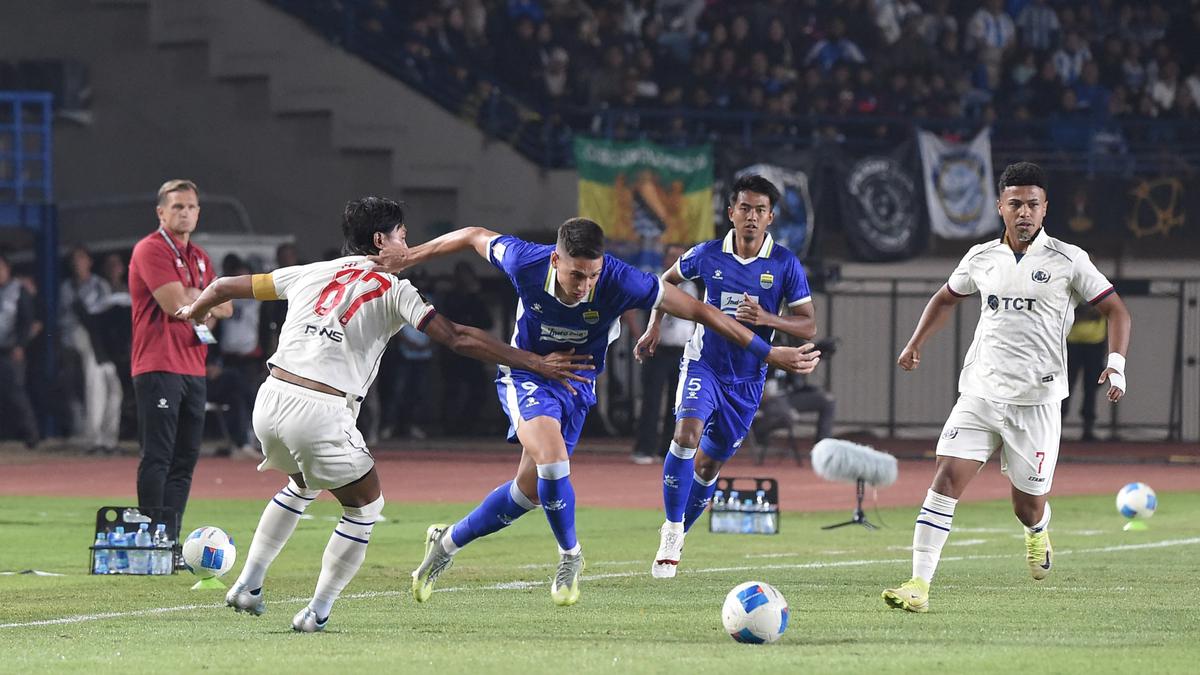 Menangis setelah Persib Menang atas DPMM di Piala Presiden 2026, Ini Ungkapkan Luka Menalo