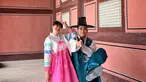 Winky Wiryawan dan Kenes Andari, bisa disebut sebagai pasangan yang tidak terpisahkan. Dalam berbagai kesempatan keduanya selalu tampil bersama. Begitu pula saat keduanya jalani aktivitasnya dalam bekerja di dunia hiburan. Pasangan ini tergabung dalam Basement Of Heaven atau B.O.H FM yang bawakan lagu-lagu lawas untuk menghibur penggemar. (Liputan6.com/IG/@winkywiryawan912)