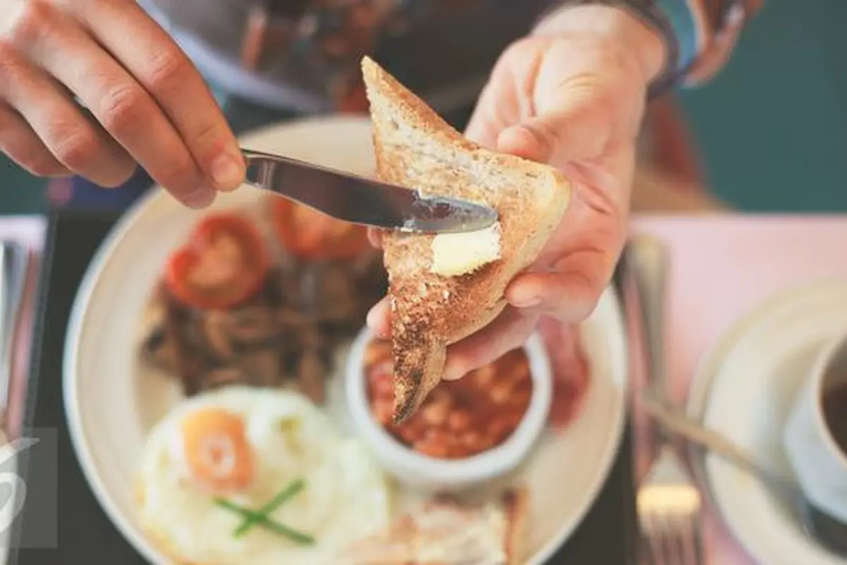 4 Ide Sarapan Lezat dari Sosis untuk Anak-Anak