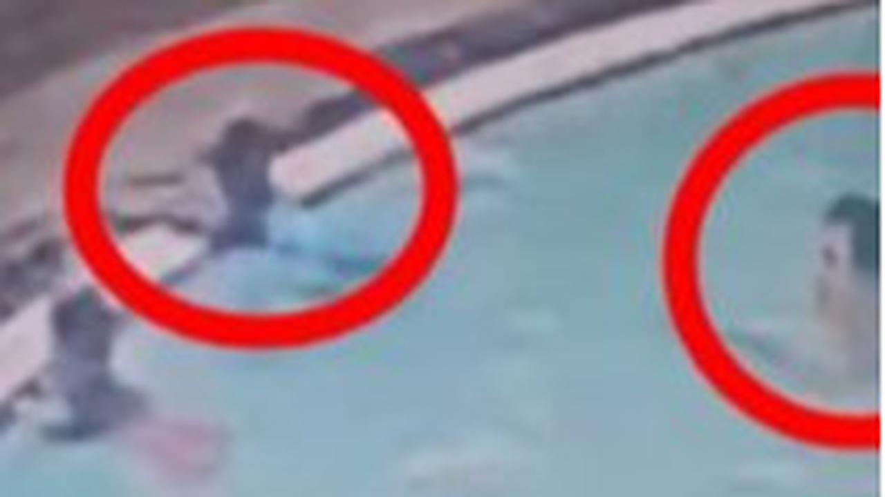 Namun, anak dari DJ Angger Dimas itu akhirnya mampu berenang lagi seiring tumbuh kembangnya. Fakta itu terlihat dari rekaman CCTV di sekitar kolam renang.