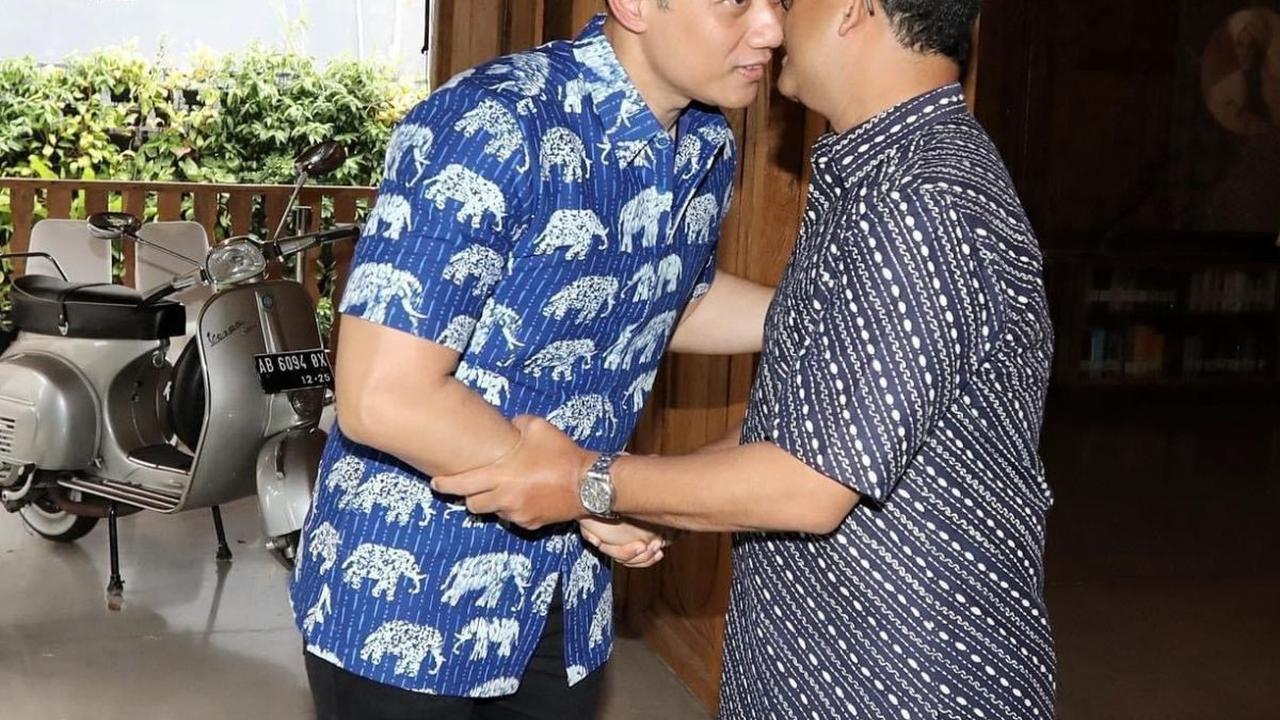 Sekretaris Majelis Tinggi Partai Demokrat Andi Mallarangeng, mengungkapkan jika partainya sempat menghubungi langsung Anies Baswedan perihal keputusan memilih Ketua Umum PKB Muhaimin Iskandar alias Cak Imin sebagai cawapres.