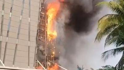 Dugaan Korsleting Listrik Pemicu Kebakaran Hotel Pullman Grogol Jakarta Barat