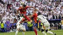 Hasil tersebut membuat Tim Matador melenggang ke semifinal, dan akan bersua Timnas Prancis yang sukses menyingkirkan Portugal lewat drama adu penalti dengan skor 5-3 (0-0). (AP Photo/Antonio Calanni)