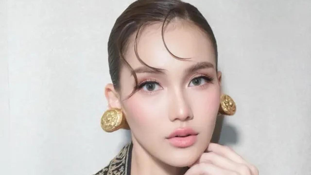 9 Model Anting ala Ayu Ting Ting yang Bikin Penampilan Spektakuler