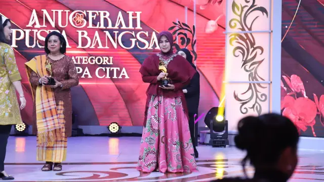 Pemkab Jember Panen Apresiasi, Gus Fawait hingga Ning Ghyta Borong Penghargaan Regional dan Nasional