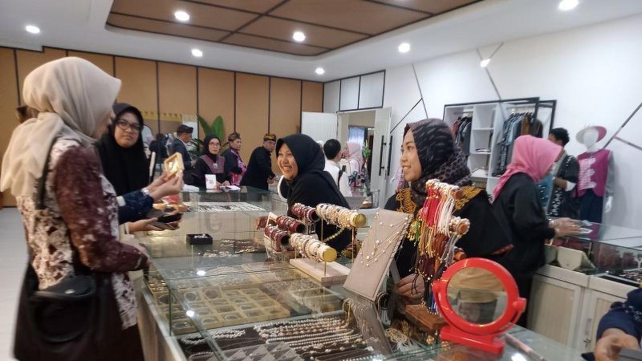 Pemkot Mataram Gelar Pelatihan Pertukangan Logam, Tingkatkan Kualitas Perajin Lokal