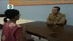 Seorang penyandang masalah kesejahteraan sosial atau PMKS, diamankan petugas Dinas Sosial, saat beraksi dengan cara "ngesot" atau menyeret tubuh.