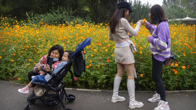 Libur Hari Nasional, Warga China Padati Lokasi Wisata di Beijing