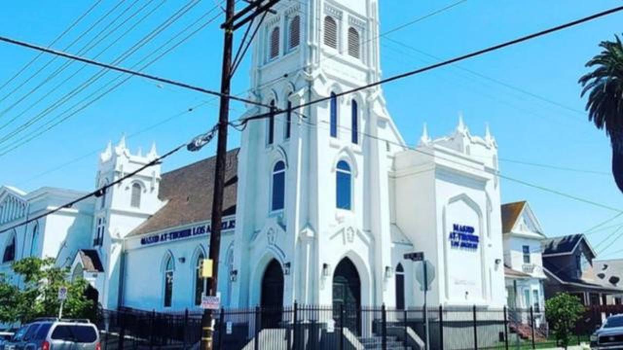 Momen Hangat Idulfitri di Masjid At-Thohir Los Angeles, Simbol Perekat Kebersamaan Diaspora Muslim Indonesia