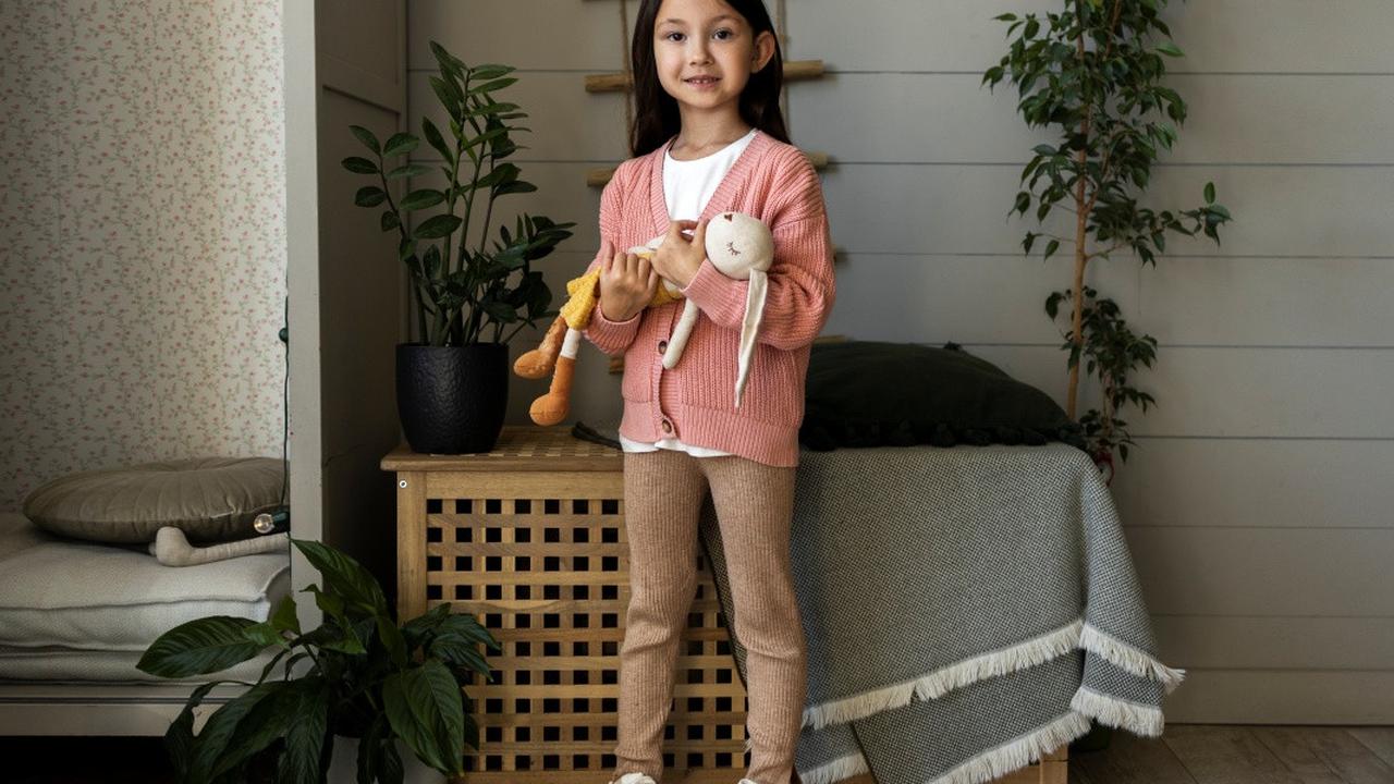 8 Inspirasi Baju Anak Perempuan Umur 7 Tahun dengan Model Terbaru, Nyaman dan Menggemaskan