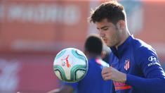 Pemain Atletico Madrid, Alvaro Morata, saat mengikuti sesi latihan di Training Complex, Majadahonda, Madrid, Senin (25/5/2020) waktu setempat. Klub-klub Liga Spanyol kembali jalani latihan jelang bergulirnya kompetisi La Liga. (AFP/Handout/Atletico Madrid)