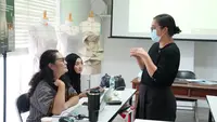 FASH-UP LOCAL Bantu UMK Fashion Kembangkan Desain dan Identitas Brand
