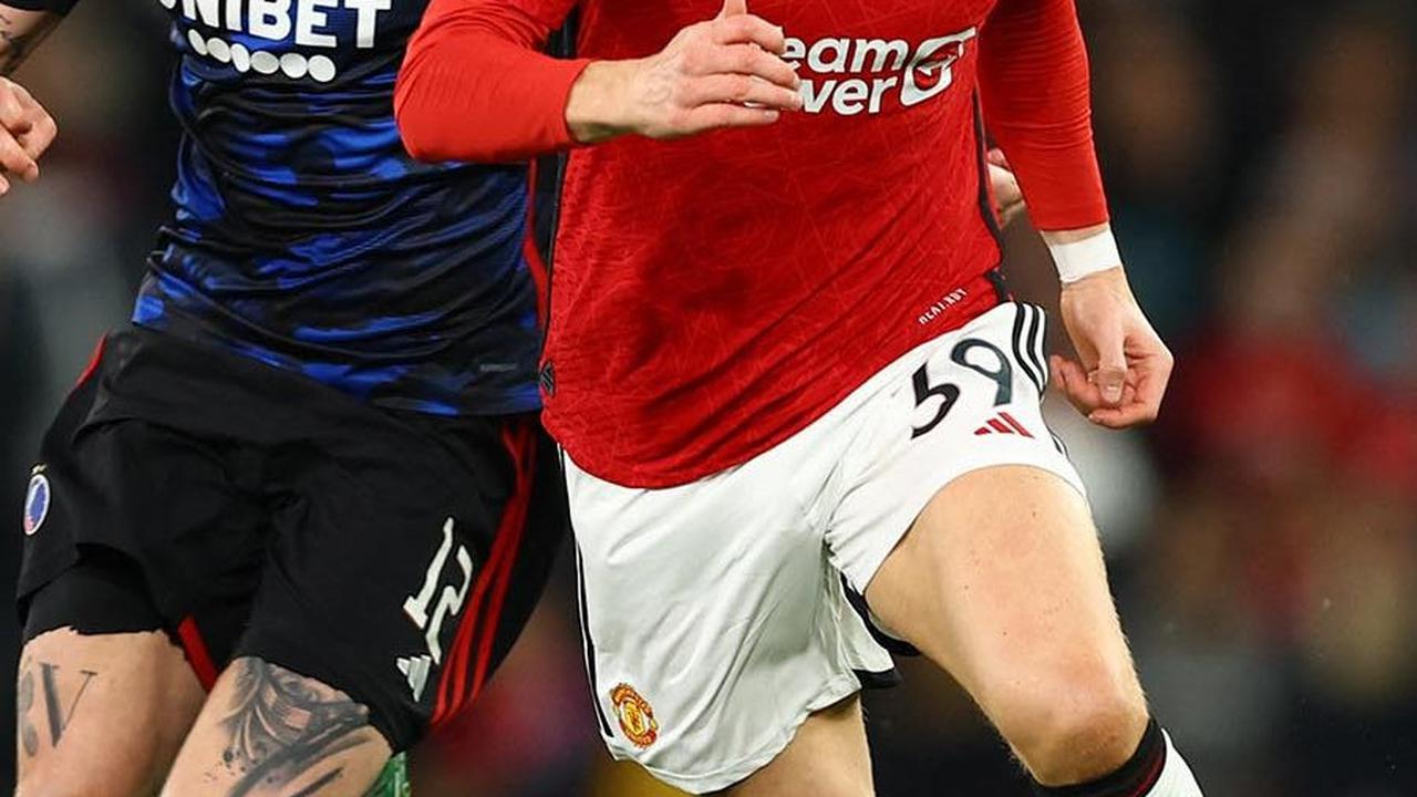MU tak bisa dengan mudah menguasai jalannya pertandingan. Pasalnya, FC Copenhagen sanggup memberikan tekanan. Tim Setan Merah pun hanya menang tipis 1-0 di laga ini.