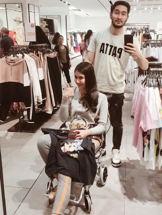 Syahnaz Sadiqah dan Jeje Govinda