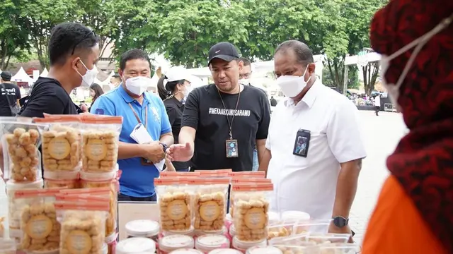 PNM #BangkitSenyumBersama Wujudkan Sinergi Holding Ultra Mikro lewat Festival Pasar Senyum Rakyat