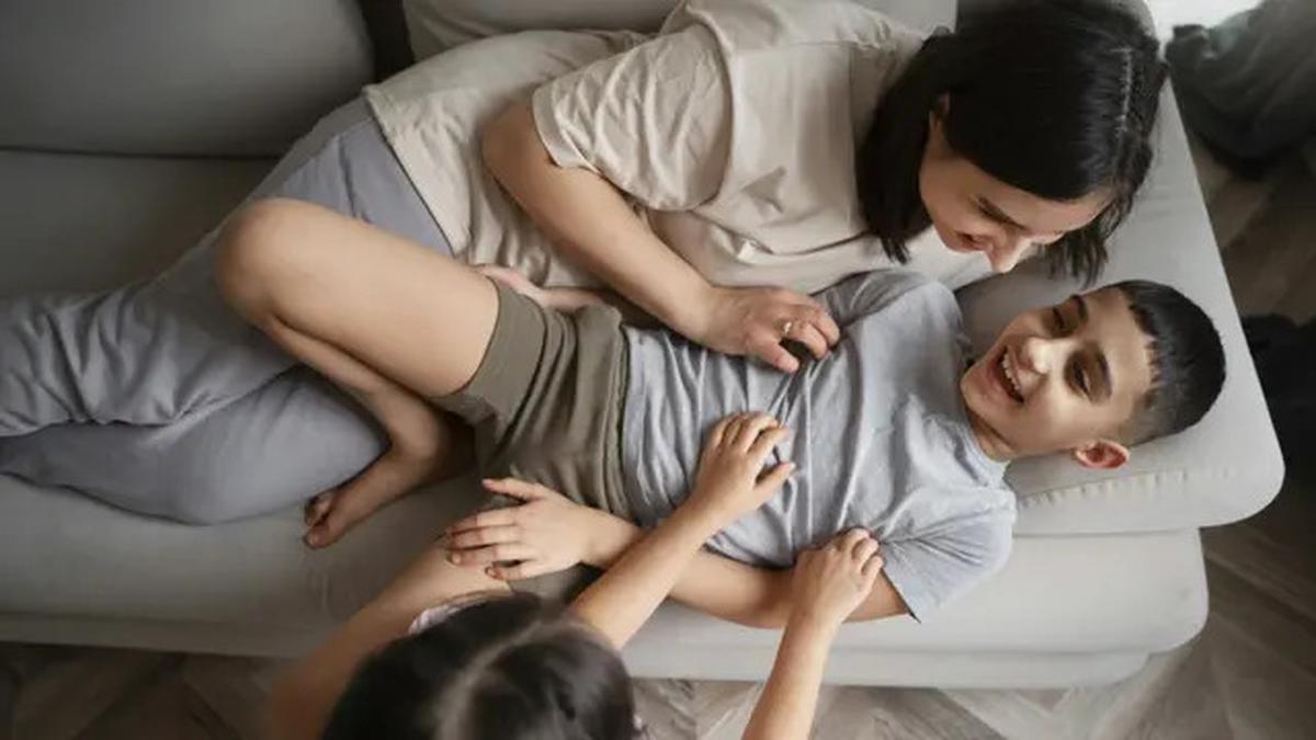 Mengenal Parenting Tap In Tap Out, Cara Efektif untuk Menjaga Harmoni Keluarga