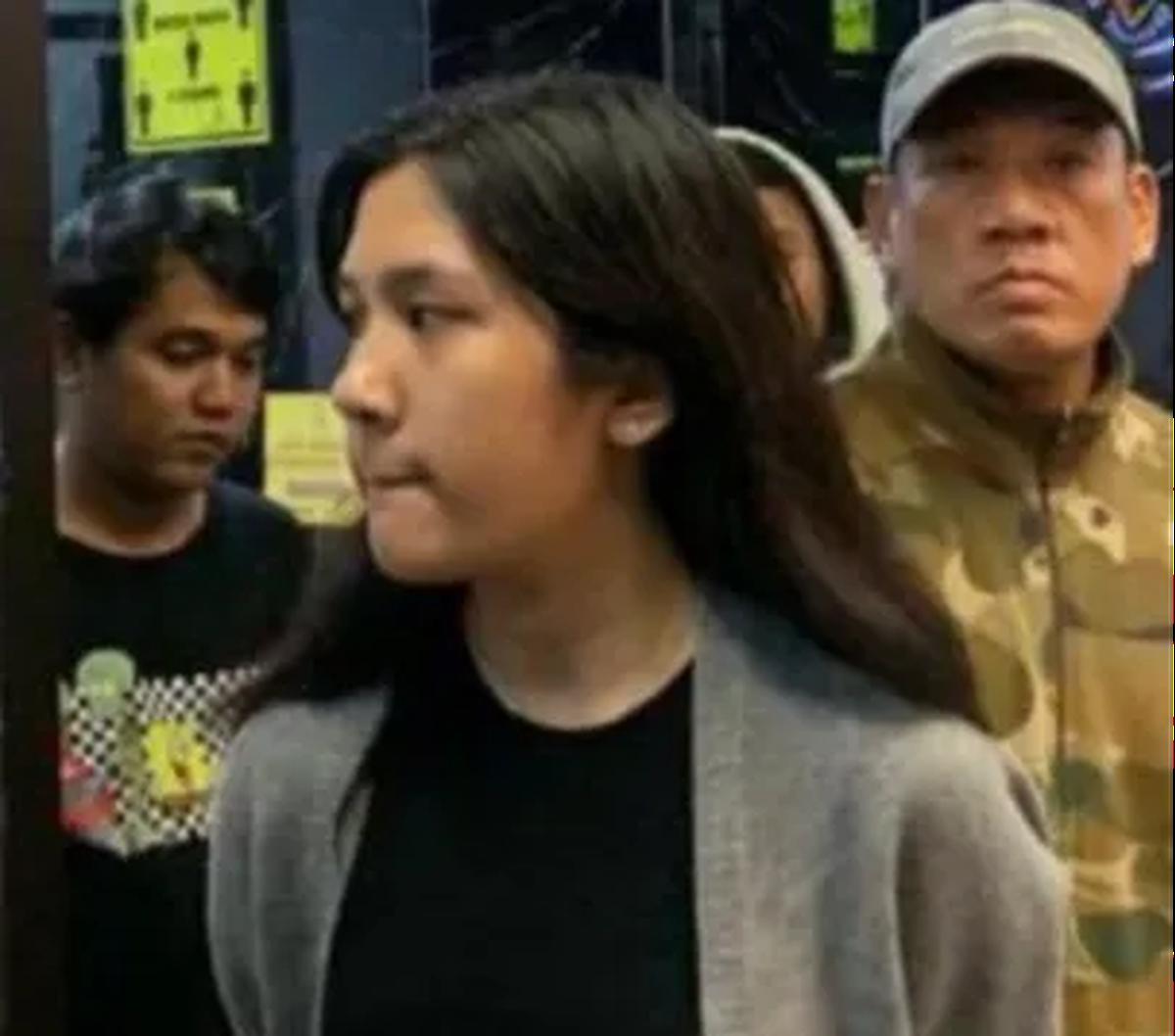 Sosok dan latar belakang Ghisca akhirnya terkuak. Dia ternyata mahasiswa Fakultas Manajemen Universitas Trisakti. Kabar tersebut diungkap akun X @humbugxyloto.