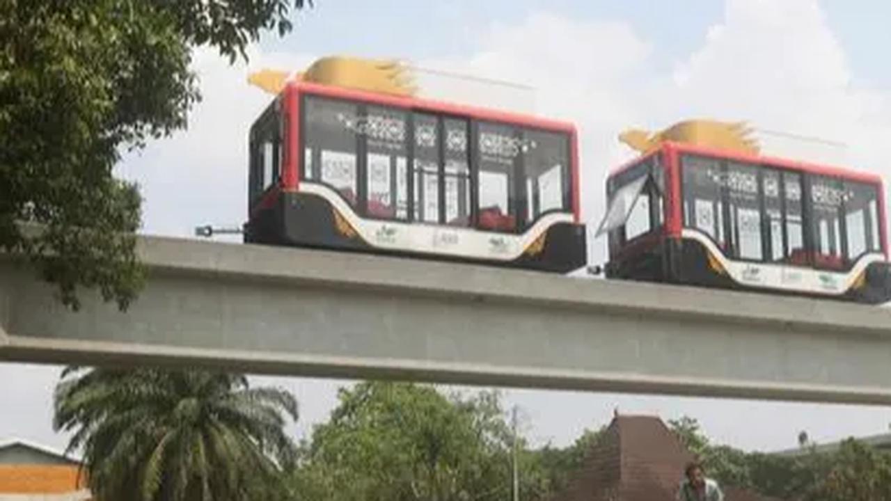 "Kita juga akan ada shuttke khusus dari LRT. Ada shuttel khusus yang memang regularly membawa pengunjung ke sini," kata Maya kepada media, di TMII, Jakarta, Kamis (24/8).