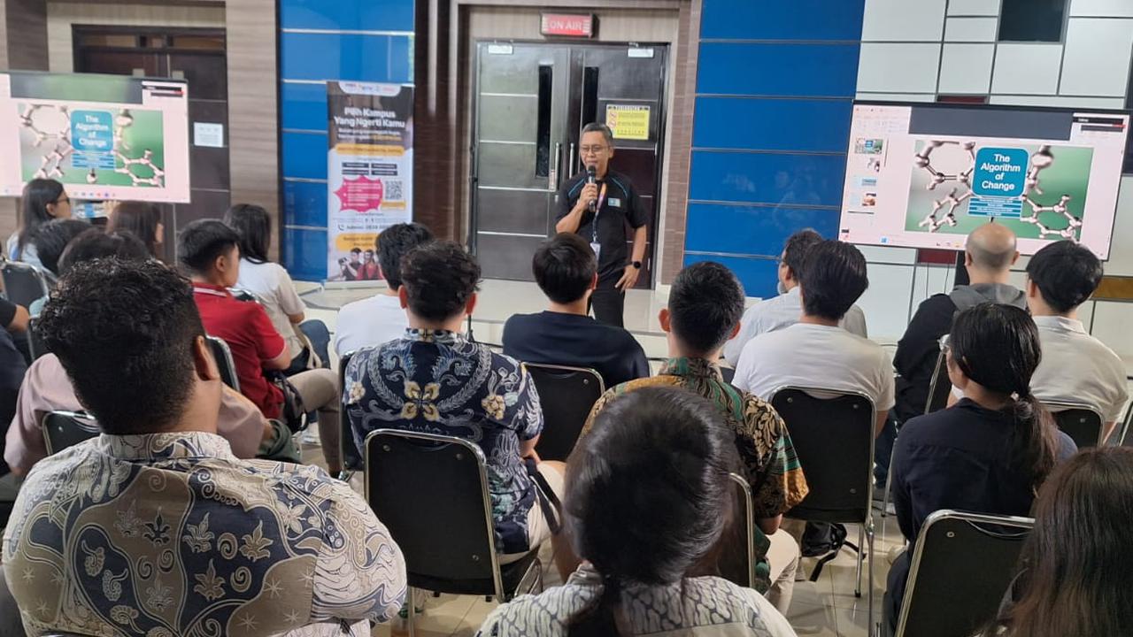 35 Mahasiswa dari 6 Perguruan Tinggi Top Singapura Kunjungi Kampus IMDE