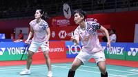 Ganda putri Indonesia Lanny Tria Mayasari/Siti Fadia Silva Ramadhanti lolos ke babak 16 besar Malaysia Masters 2025 usai mengalahkan Chen Su Yu/Yi En Hsieh dari Chinese Taipei. Lanny/Fadia menang&nbsp;21-14 dan 21-11&nbsp;di Axiata Arena, Kuala Lumpur, Selasa (20/5).&nbsp;(foto: PBSI)