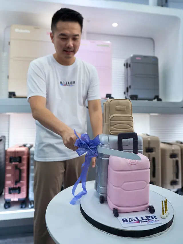 Berburu Tas hingga Koper Sesuai Kebutuhan Travelling di Flagship Store Pertama Baller