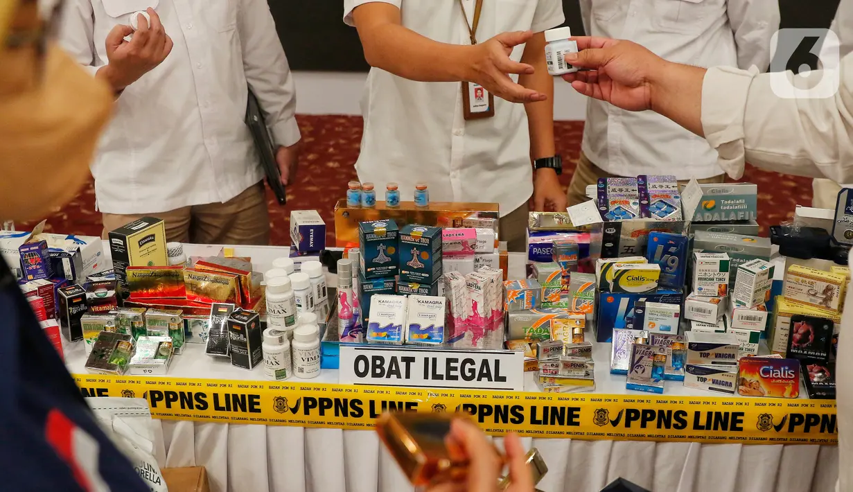 Temuan tersebut diperoleh dari platform marketplace Shopee dengan akun ‘apotik_resmi’. (Liputan6.com/Angga Yuniar)