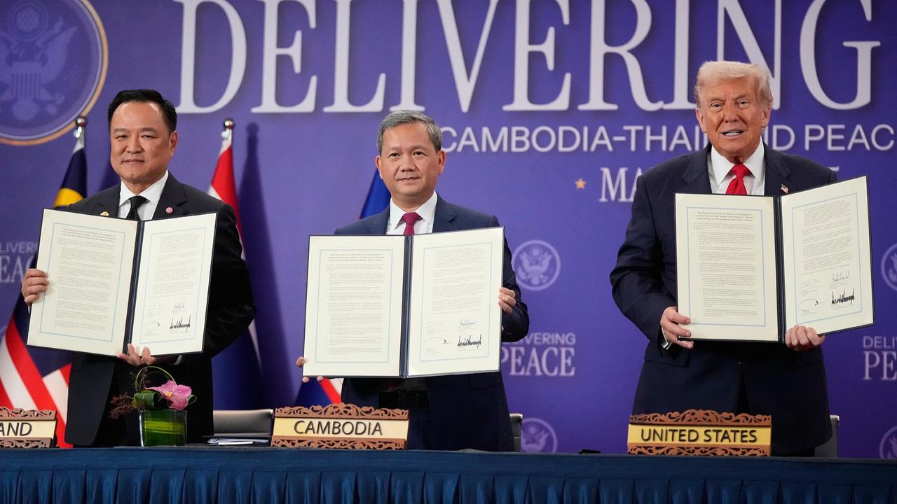 FOTO: Gencatan Senjata Thailand–Kamboja Disepakati di KTT ASEAN, Anwar dan Trump Jadi Mediator