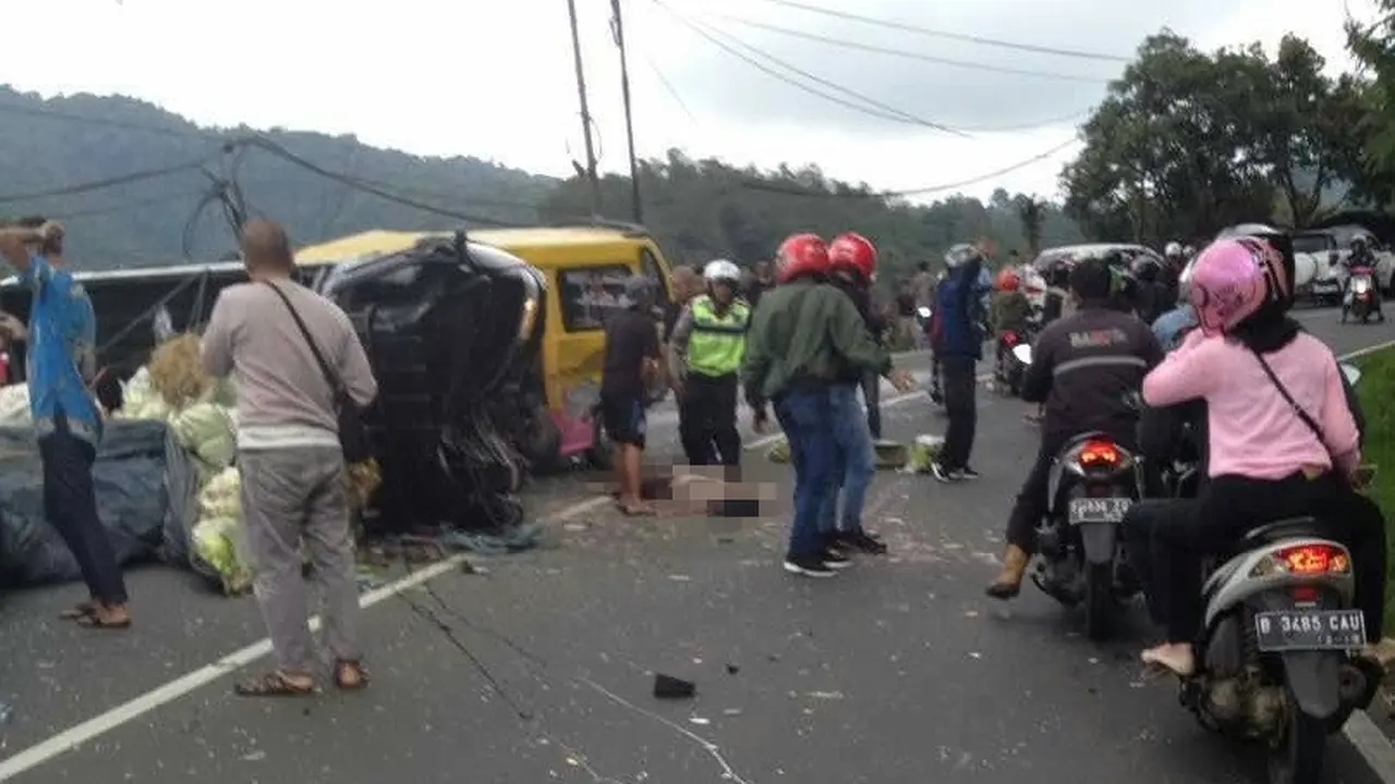 Kecelakaan Maut Puncak