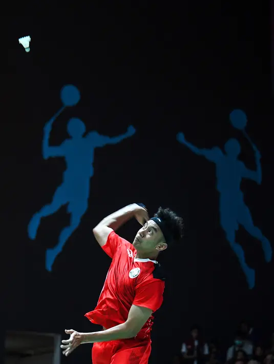 Muhammad Shohibul Fikri / Bagas Maulana berhasil mengalahkan Beh Chun Meng / Goh Boon Zhe lewat pertarungan dua game, 21-12 dan 22-20. (Nhac NGUYEN/AFP)