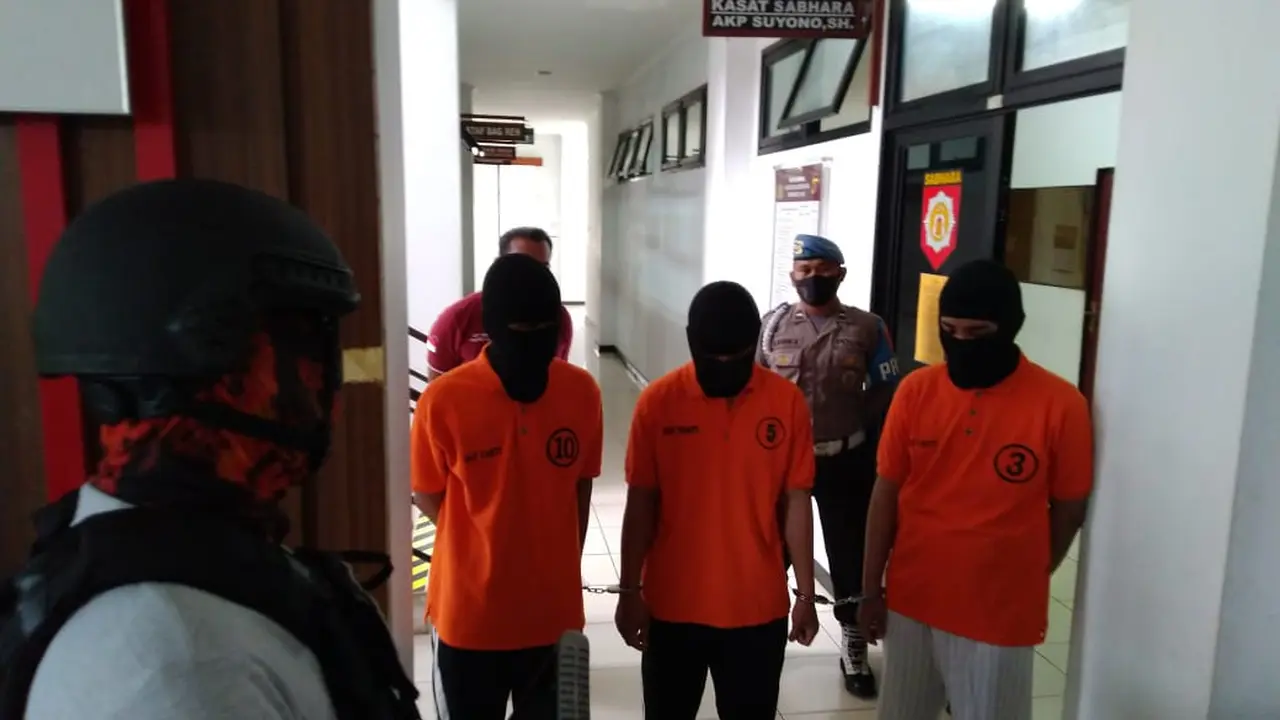 Siswa SMA Merampok