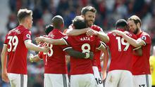 Michael Carrick merayakan gol Marcus Rashford saat MU kalahkan Watford (Martin Rickett/PA via AP)
