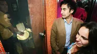 Ada Kencan Toilet Buat Pria dan Wanita Lajang