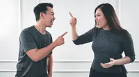 10 Tanda Pria Red Flag yang Harus Diwaspadai, Jangan Sampai Hatimu Terluka Olehnya